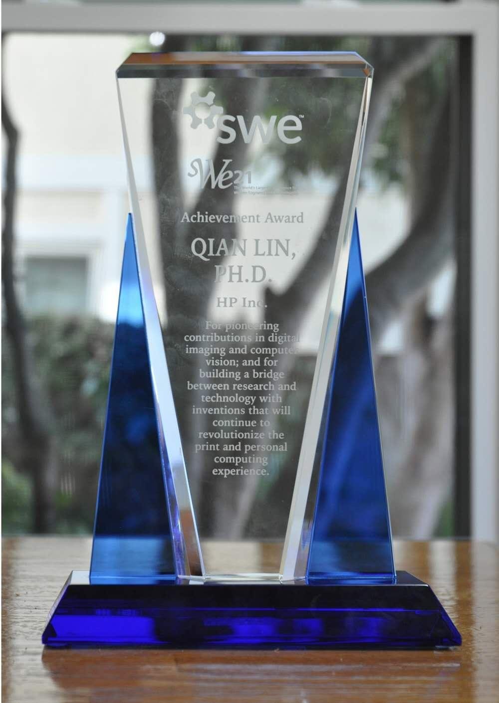 小兰女性领袖奖